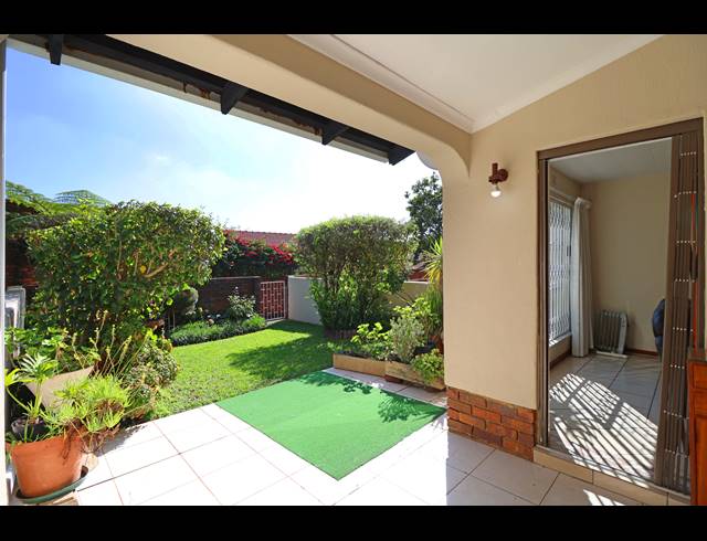 3 BEDROOM TOWNHOUSE FOR SALE IN FAIRLAND